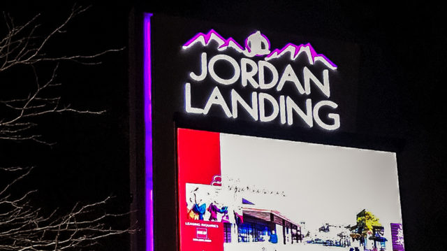 Jordan Landing-Night_1425